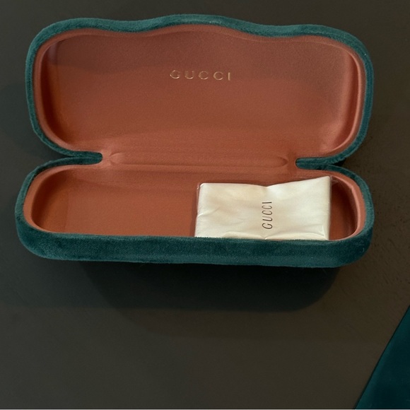 gucci cat eye sunglasses - Picture 6 of 6